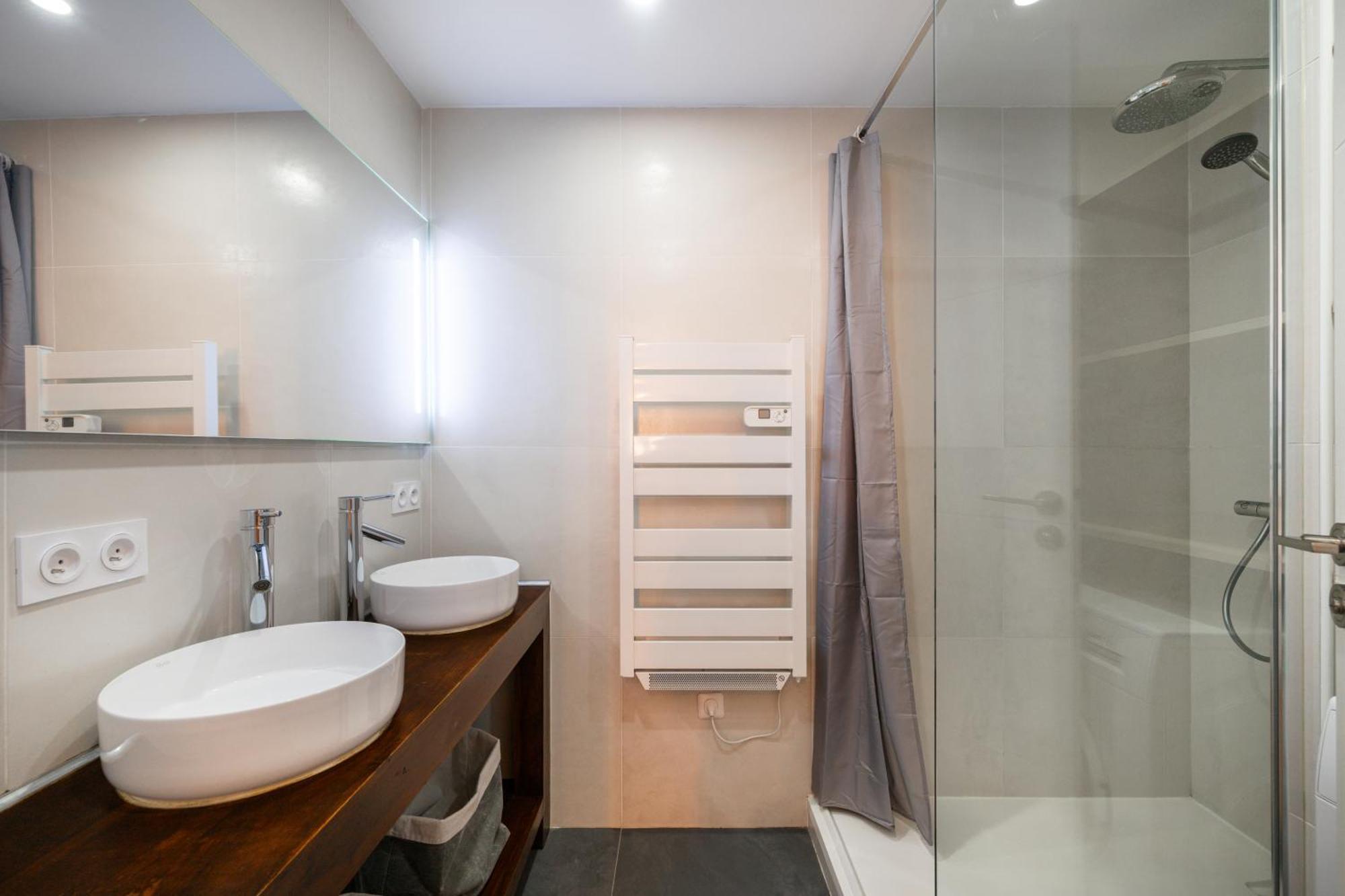 Cosy & Chill Appartements - 10 Min De La Mer - Jardin, Netflix, Terrasse, Fibre & Parking Cagnes-sur-Mer Luaran gambar
