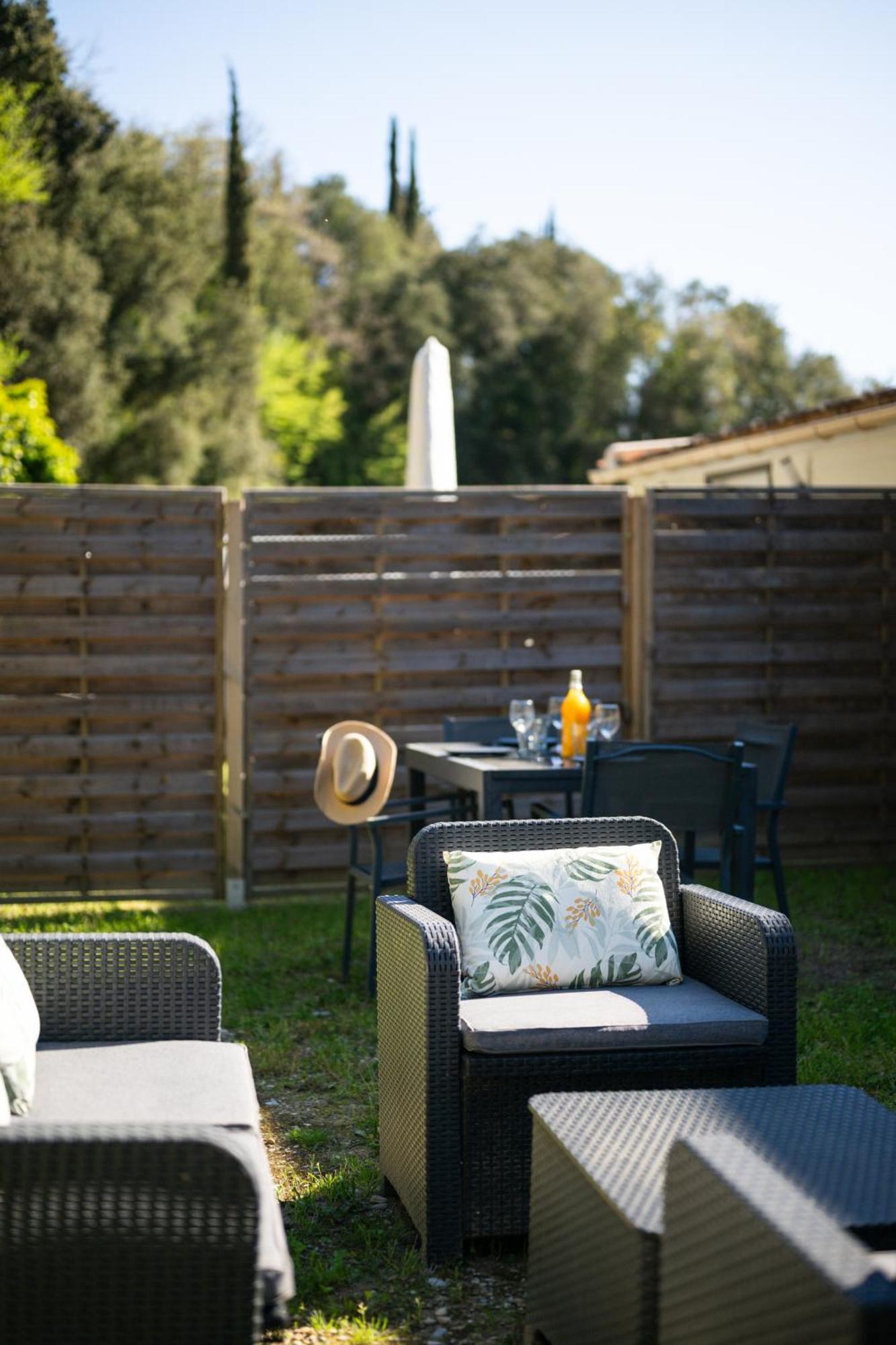 Cosy & Chill Appartements - 10 Min De La Mer - Jardin, Netflix, Terrasse, Fibre & Parking Cagnes-sur-Mer Luaran gambar