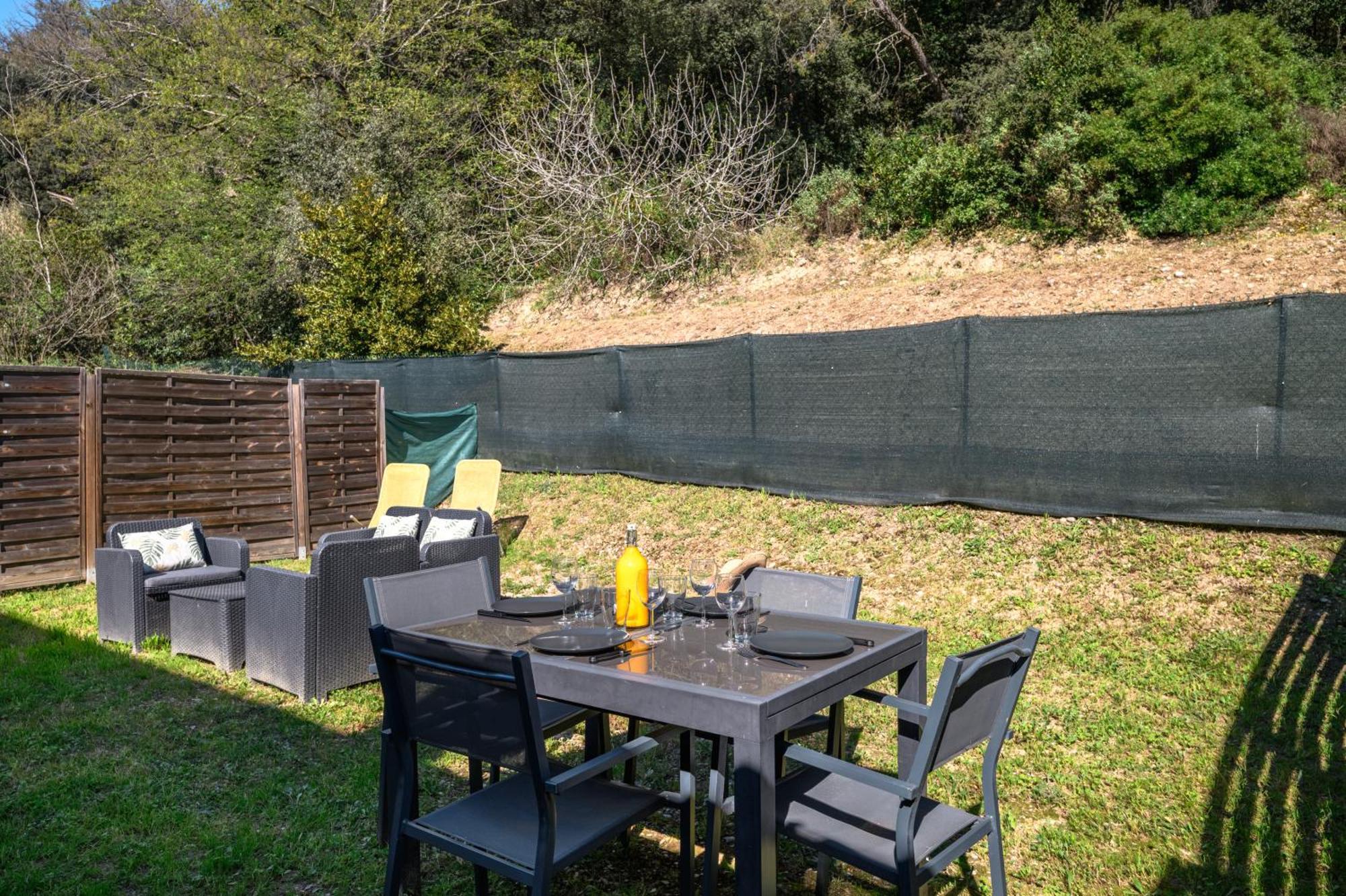 Cosy & Chill Appartements - 10 Min De La Mer - Jardin, Netflix, Terrasse, Fibre & Parking Cagnes-sur-Mer Luaran gambar
