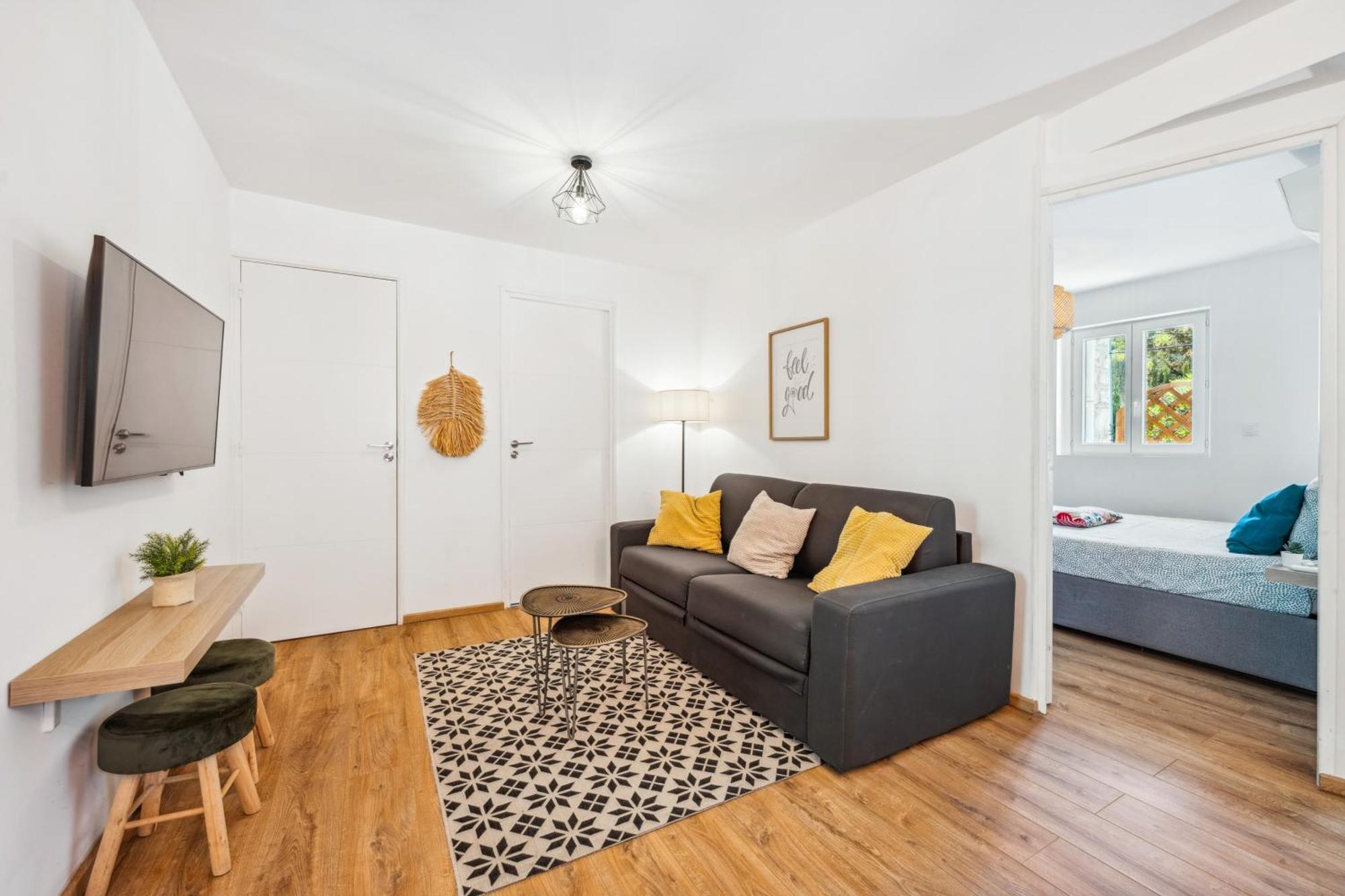 Cosy & Chill Appartements - 10 Min De La Mer - Jardin, Netflix, Terrasse, Fibre & Parking Cagnes-sur-Mer Luaran gambar